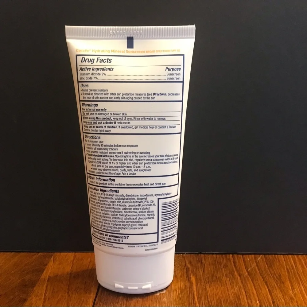 CeraVe Hydrating Mineral Sunscreen - White and Orange. SPF 50.